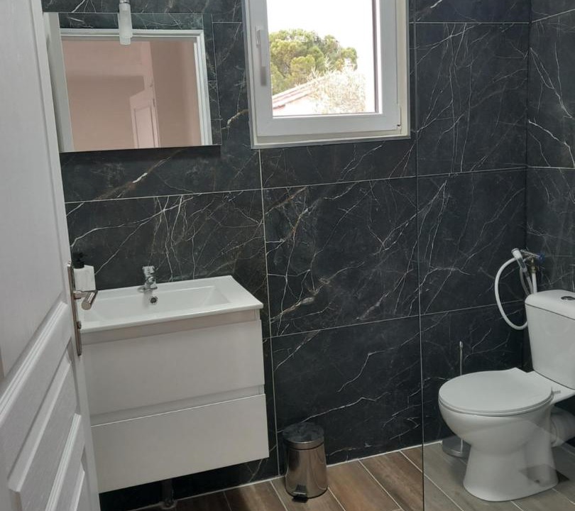 Photo of Bathroom in Miramas