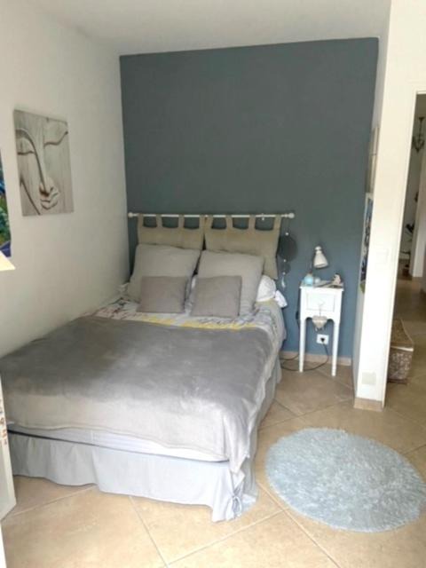 Photo of Bedroom in Saint-Cyr-sur-Mer