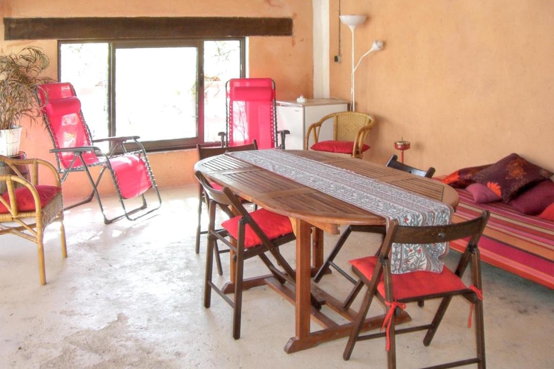 Photo of Others in Noves