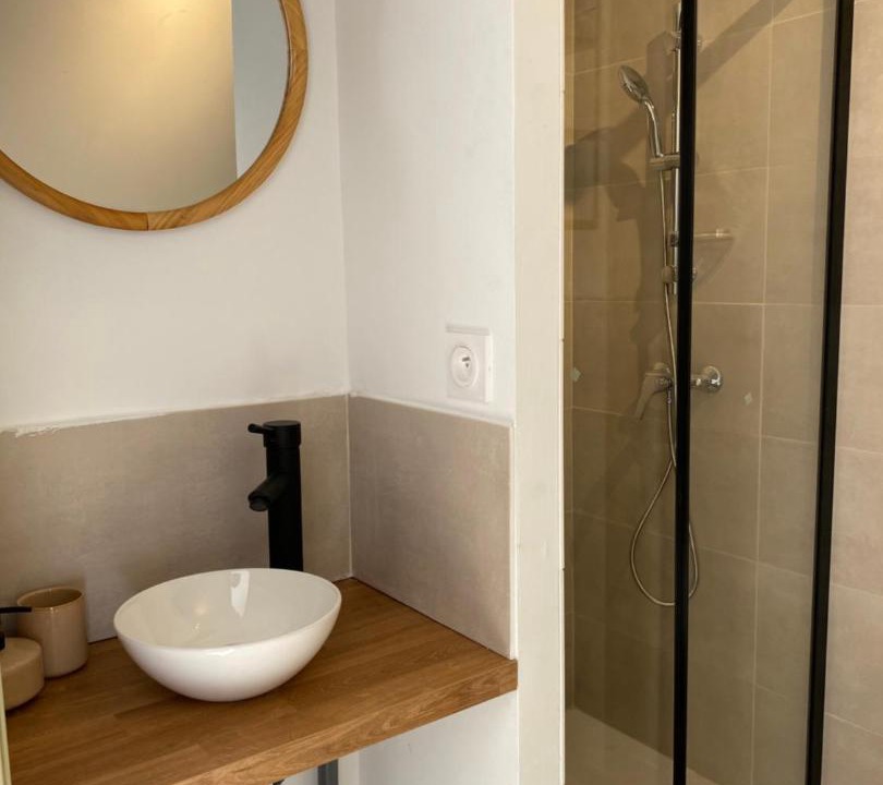 Photo of Bathroom in Noves