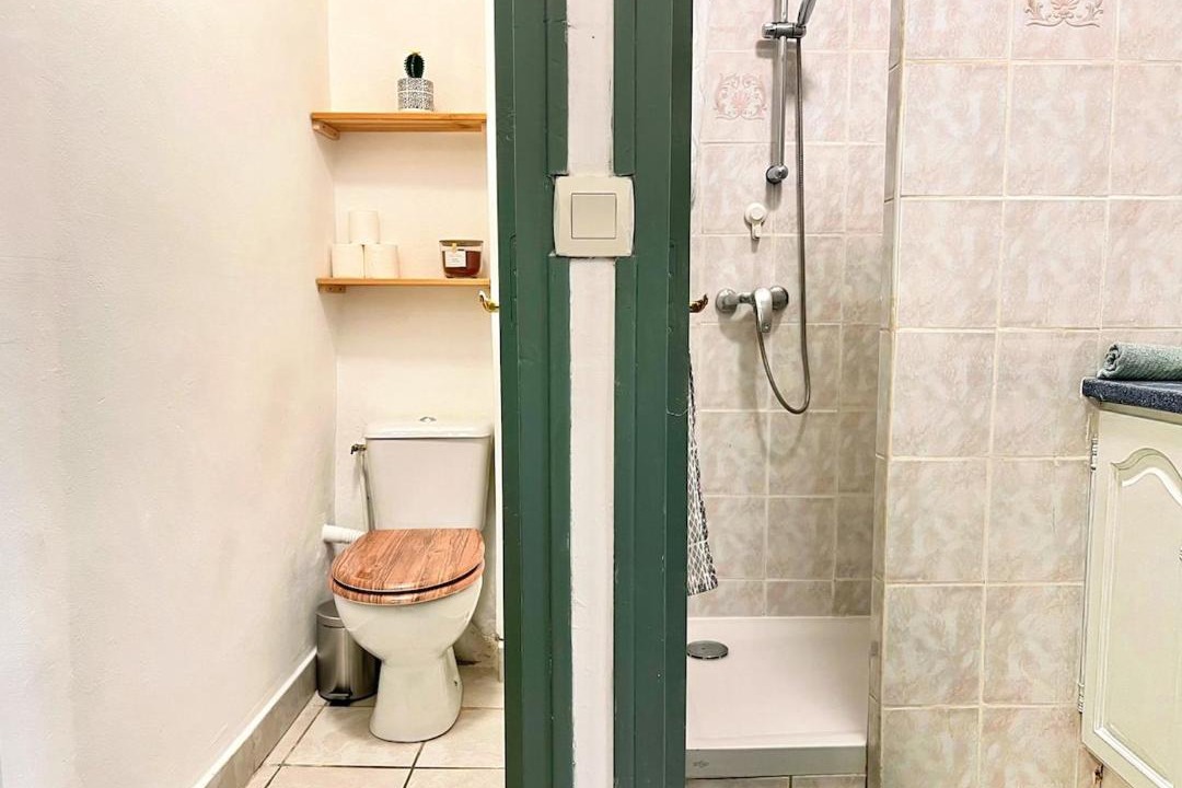 Photo of Bathroom in Saint-Chamas