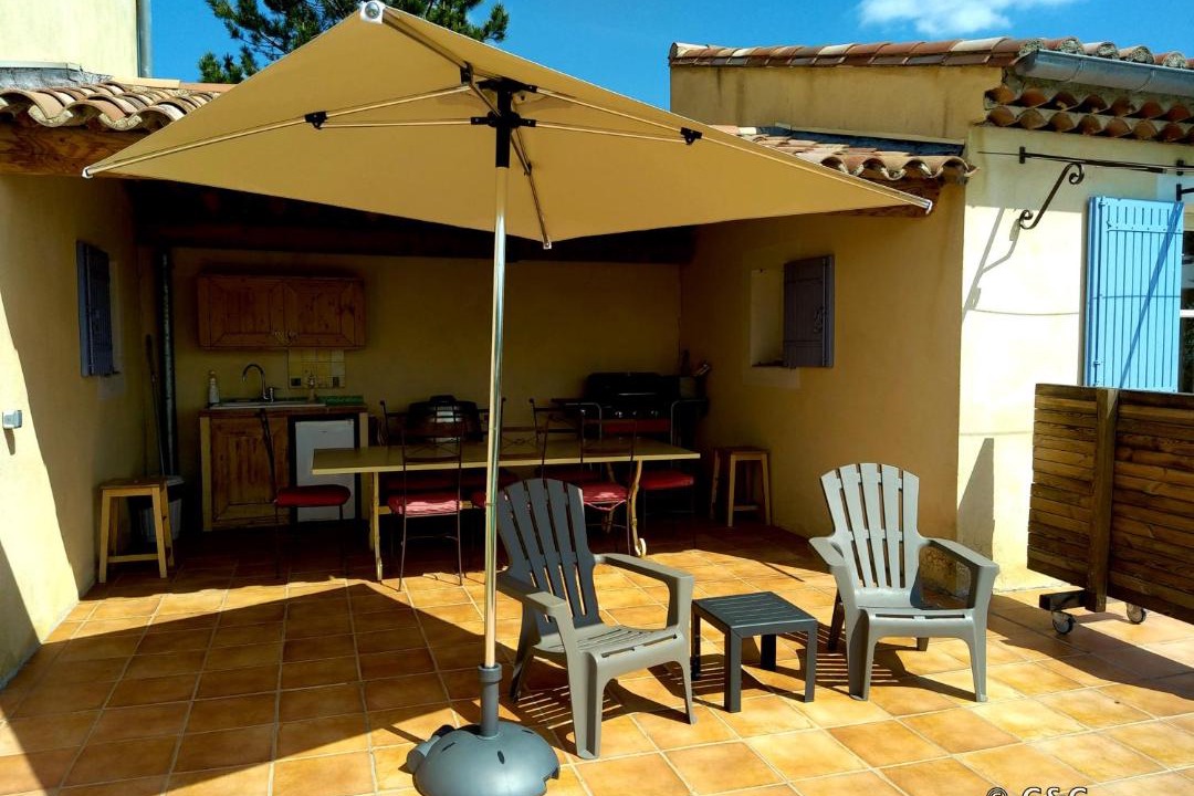 Photo of Patio Balcony in Flassan