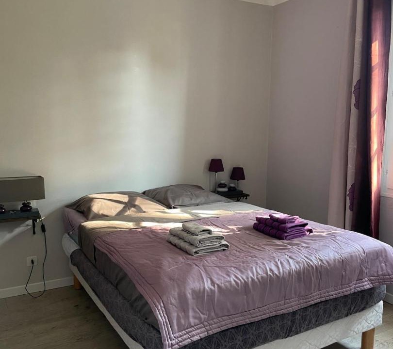 Photo of Bedroom in Bedarrides