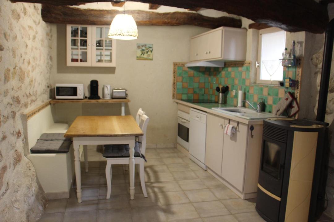 Photo of Kitchen in Montsegur-sur-Lauzon