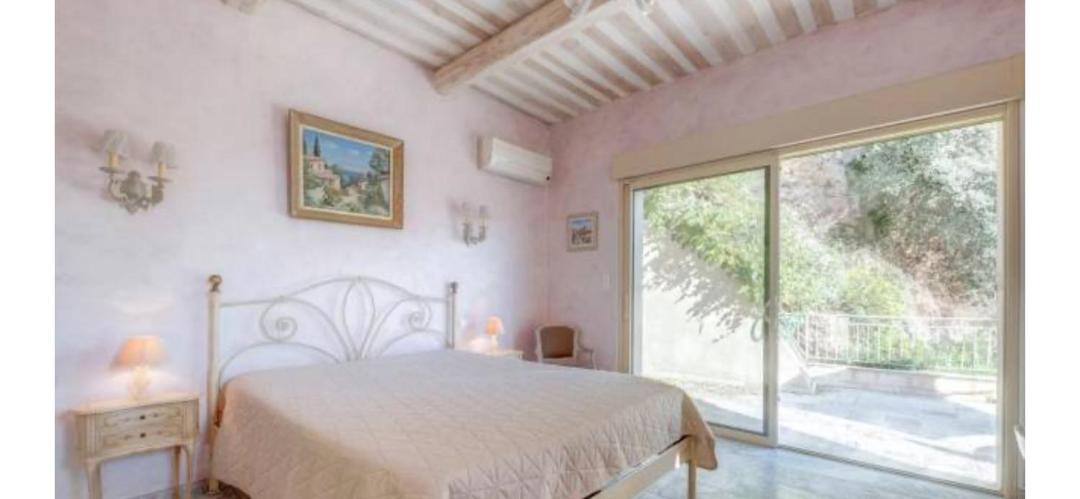 Photo of Bedroom in Trans-en-Provence