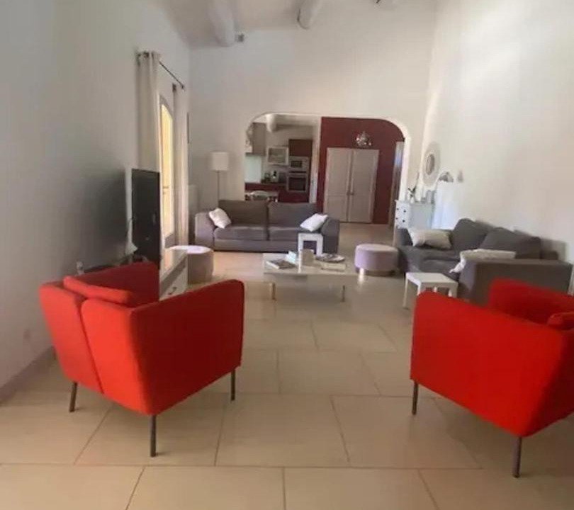 Photo of Livingroom in La Tour-d'Aigues