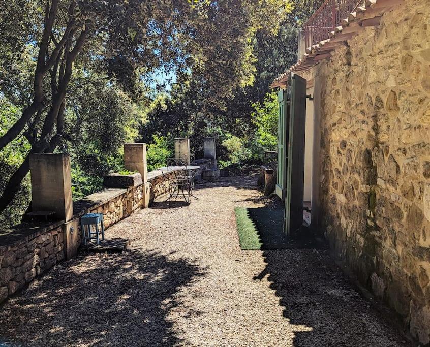 Photo of Others in Peypin-d'Aigues