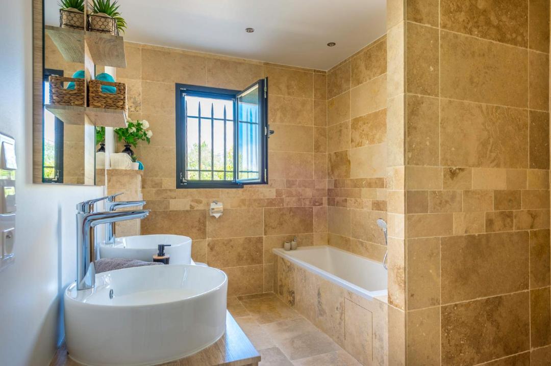 Photo of Bathroom in Saint-Cezaire-sur-Siagne