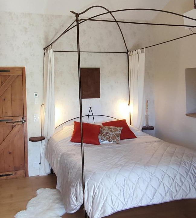 Photo of Bedroom in Le Barroux