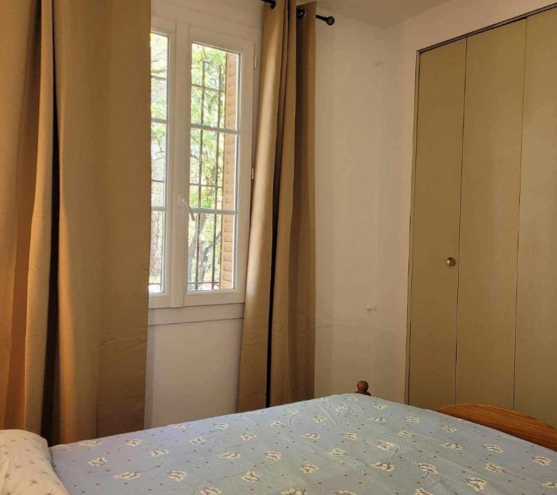 Photo of Bedroom in Velleron