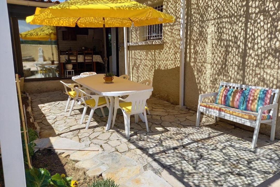 Photo of Patio Balcony in Caromb
