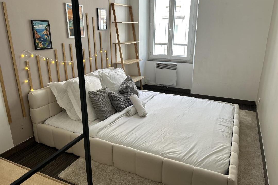 Photo of Bedroom in Baille
