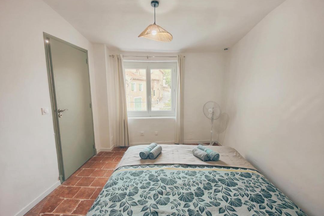 Photo of Bedroom in Cadenet