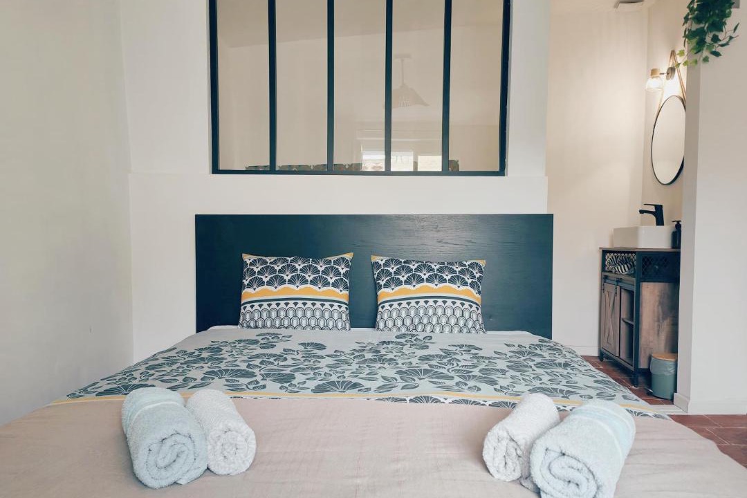 Photo of Bedroom in Cadenet