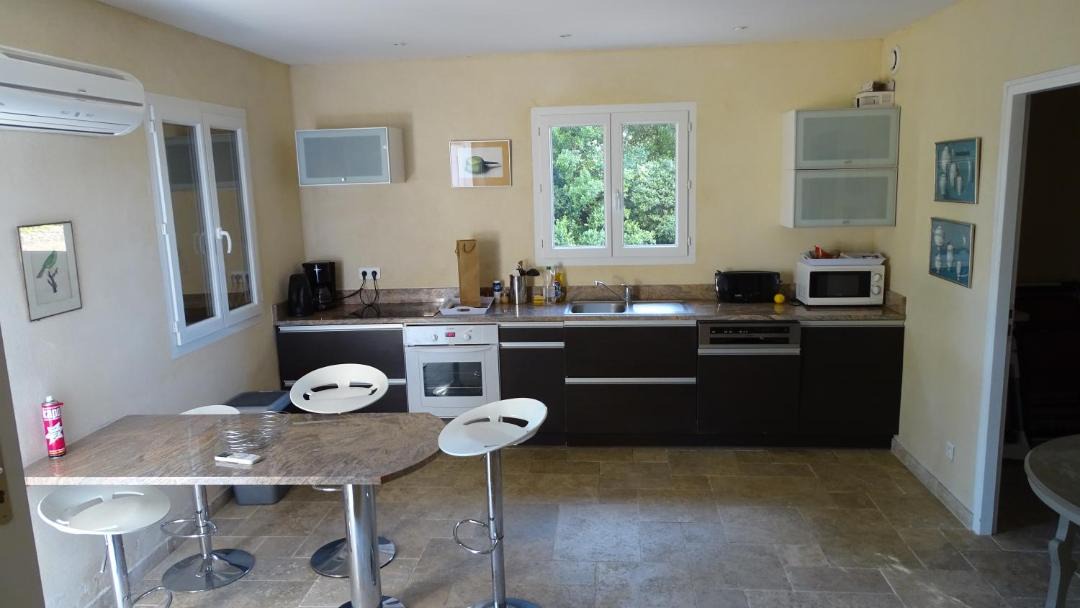 Photo of Kitchen in Chateauneuf-de-Gadagne