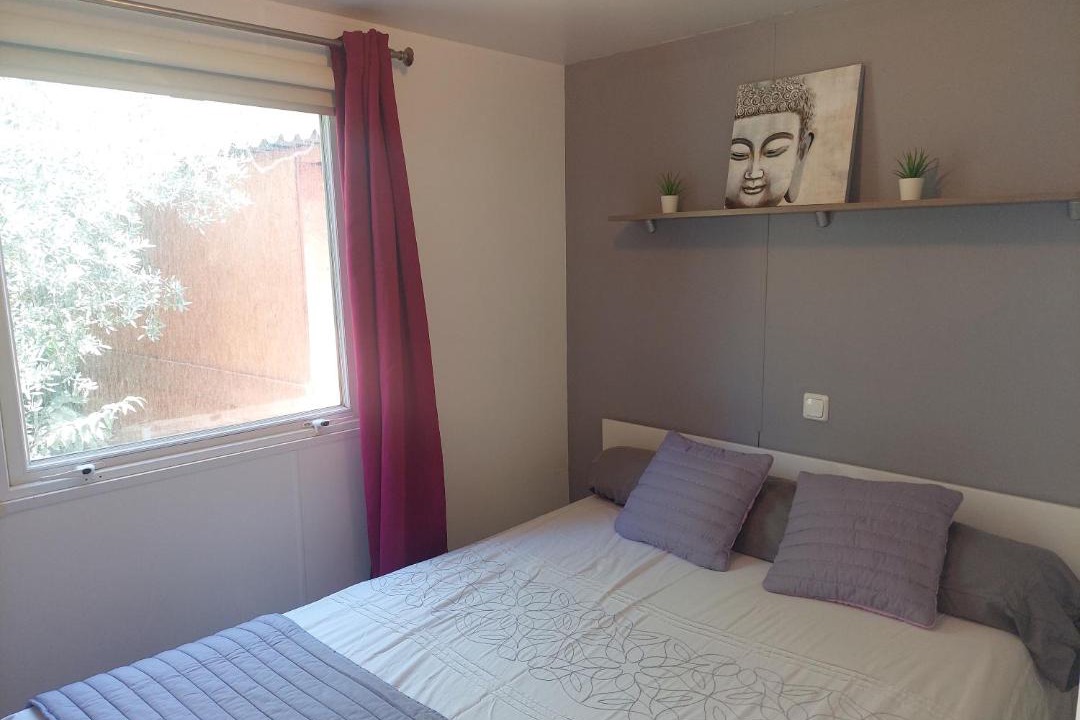 Photo of Bedroom in Gemenos