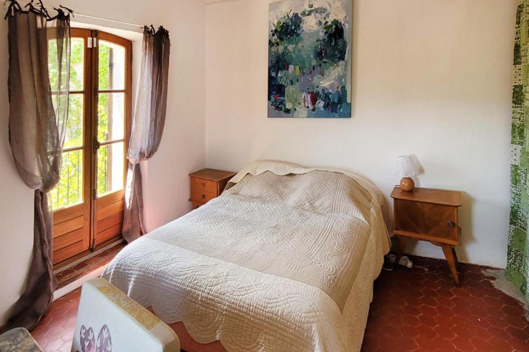 Photo of Bedroom in Simiane-la-Rotonde