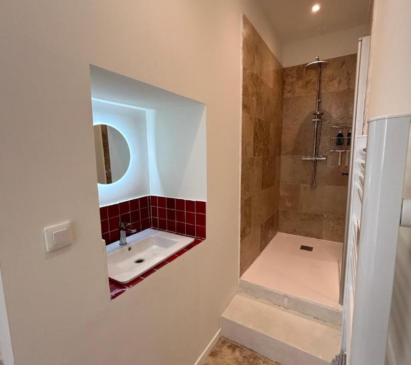 Photo of Bathroom in Beaucaire