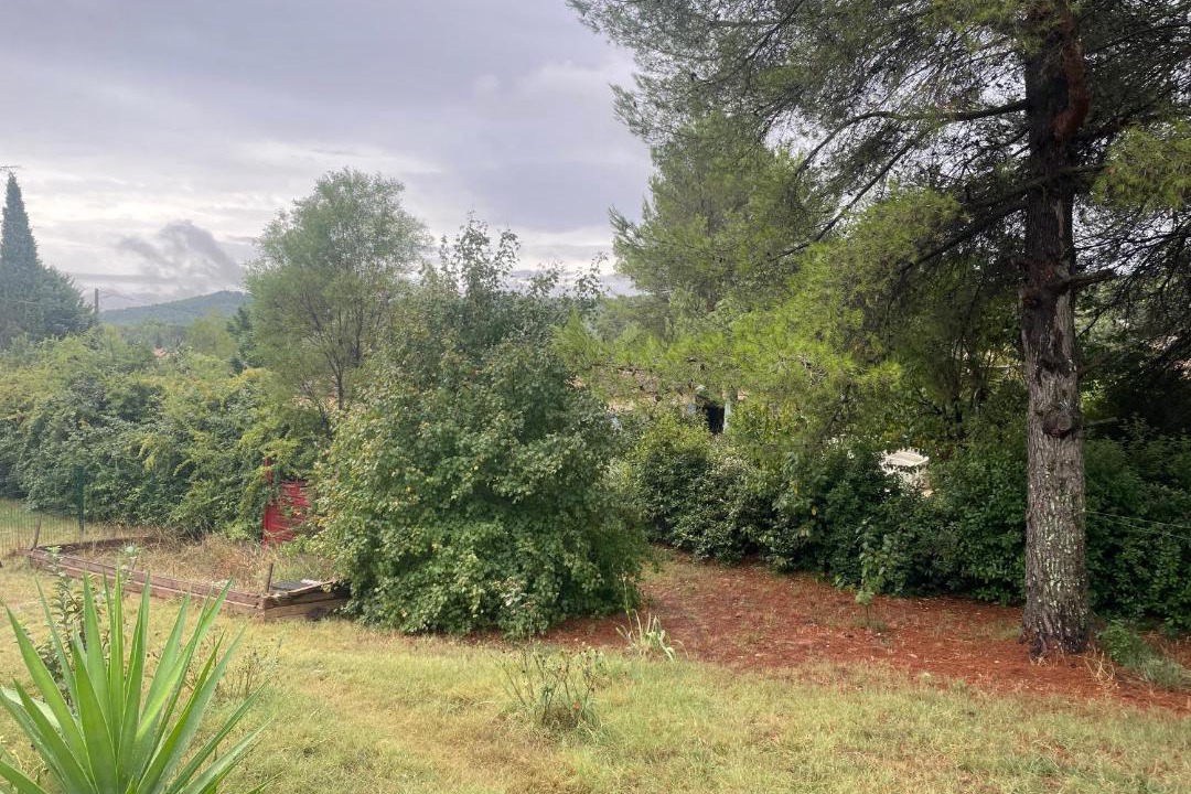 Photo of Others in Le Val