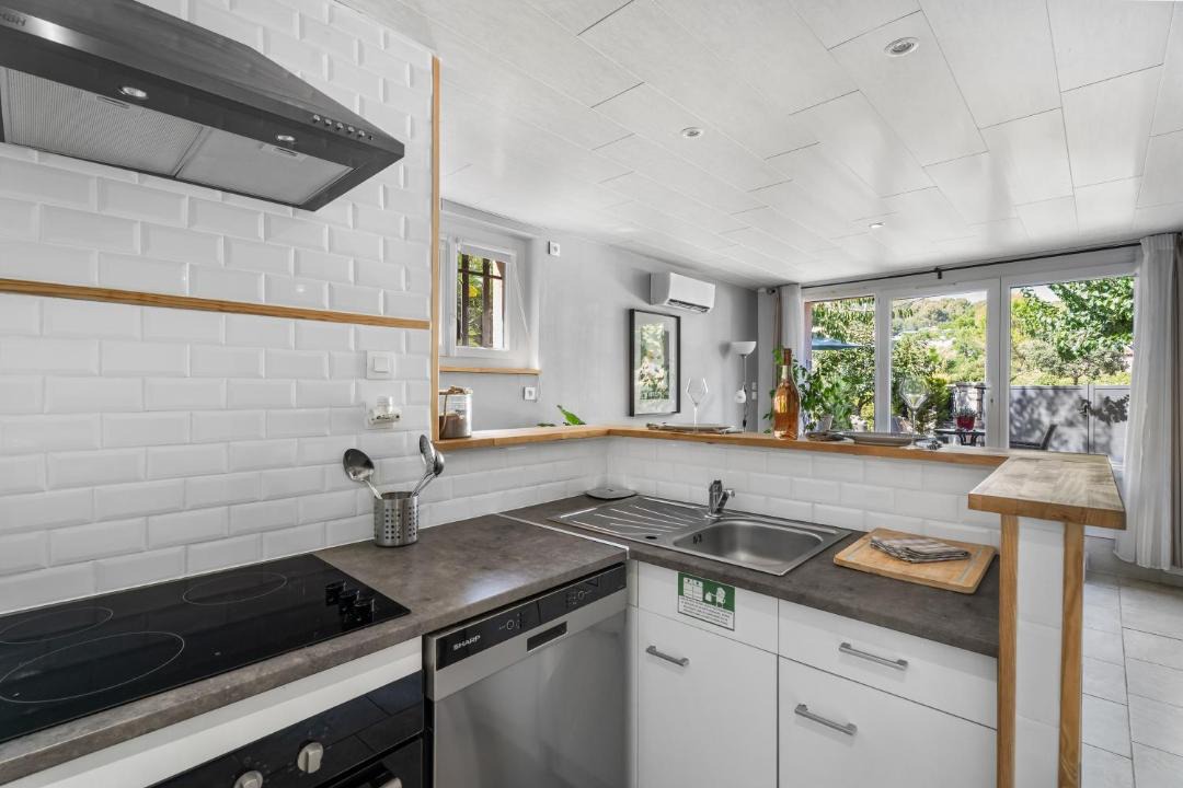 Photo of Kitchen in Cuers
