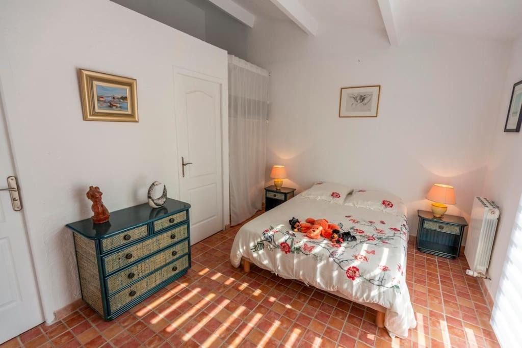 Photo of Bedroom in Chateauneuf-de-Gadagne