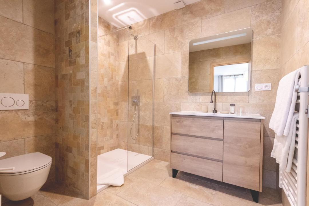 Photo of Bathroom in La Roquebrussanne