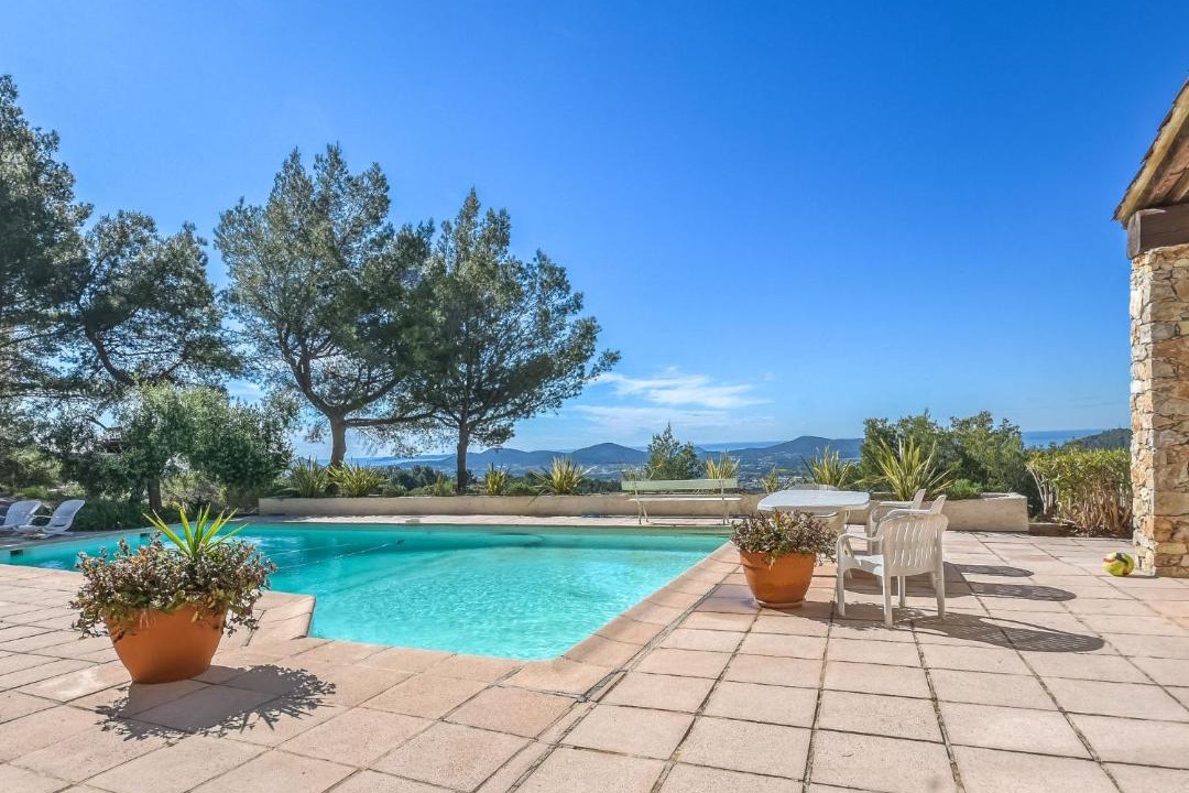 Photo of Others in Sollies-Ville