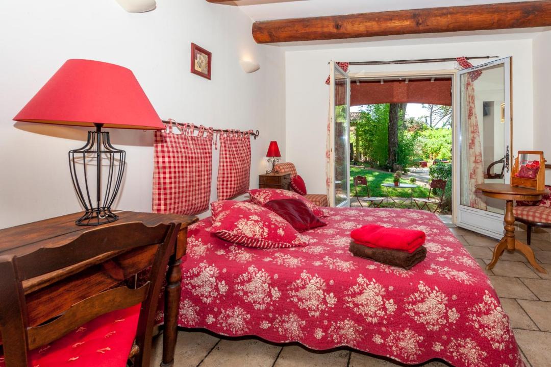 Photo of Bedroom in Castillon-du-Gard