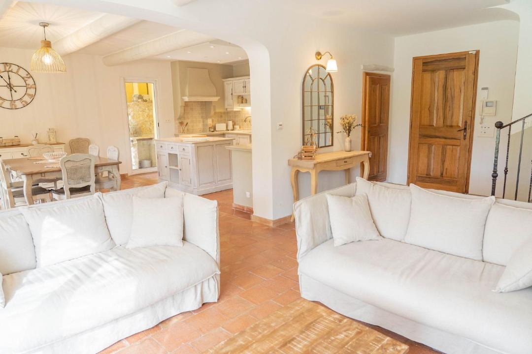 Photo of Livingroom in Ansouis