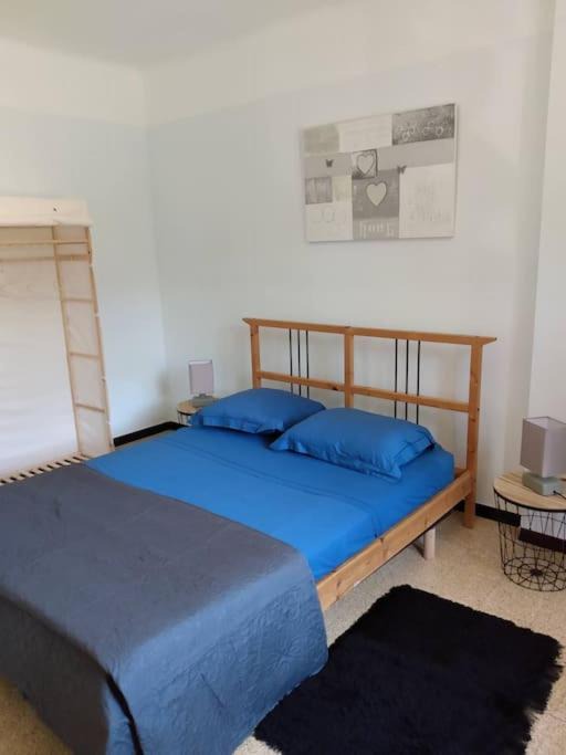 Photo of Bedroom in Aups