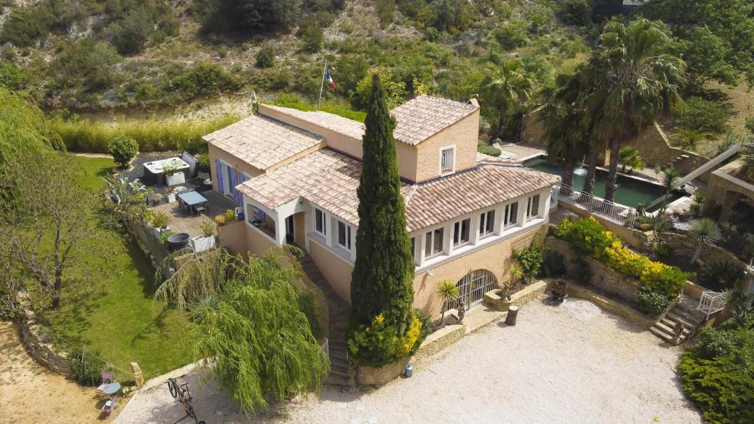 Photo of Buildings in Aubagne