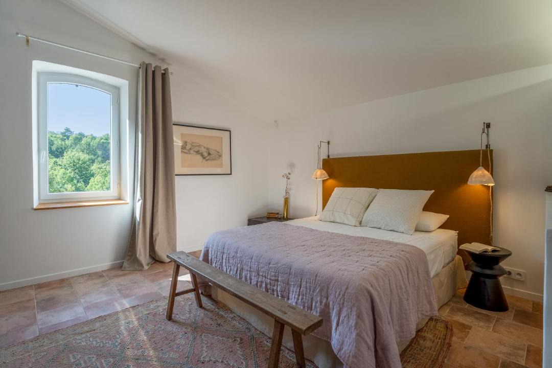 Photo of Bedroom in Saignon