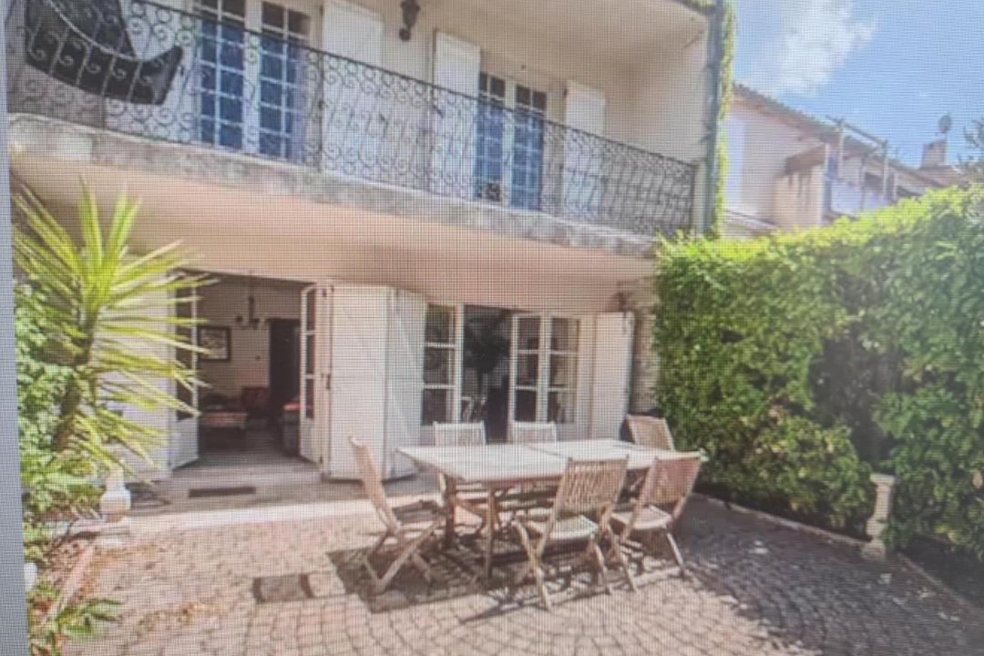 Photo of Buildings in Les Salles-sur-Verdon