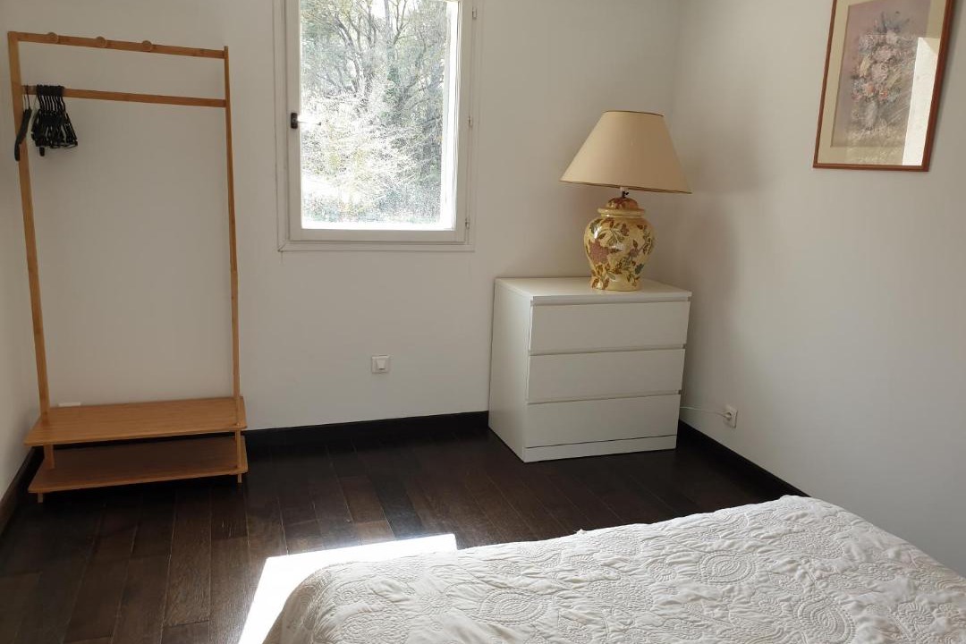 Photo of Bedroom in Saint-Cannat