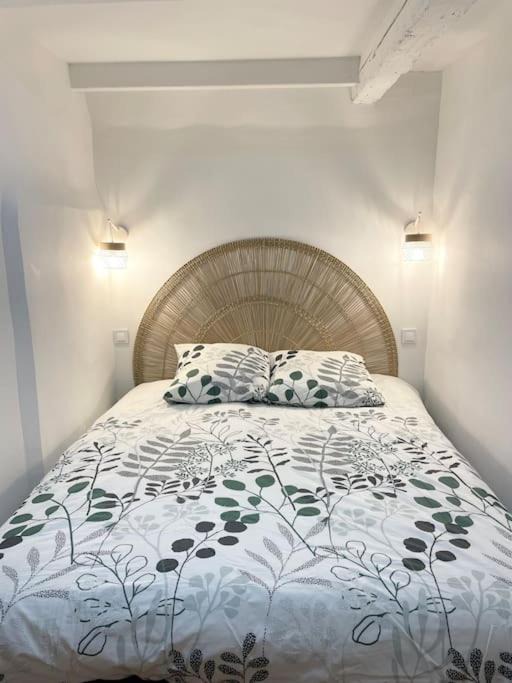 Photo of Bedroom in Cornillon-Confoux