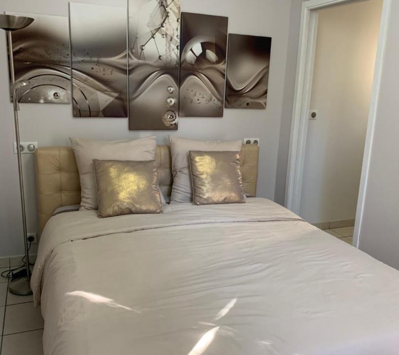 Photo of Bedroom in Regusse