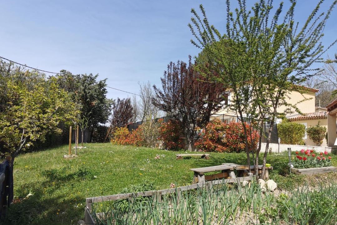 Photo of Others in Pierrevert