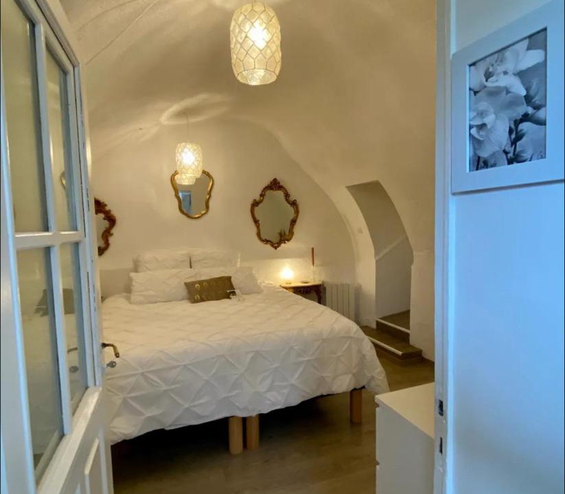 Photo of Bedroom in Saint-Marc-Jaumegarde