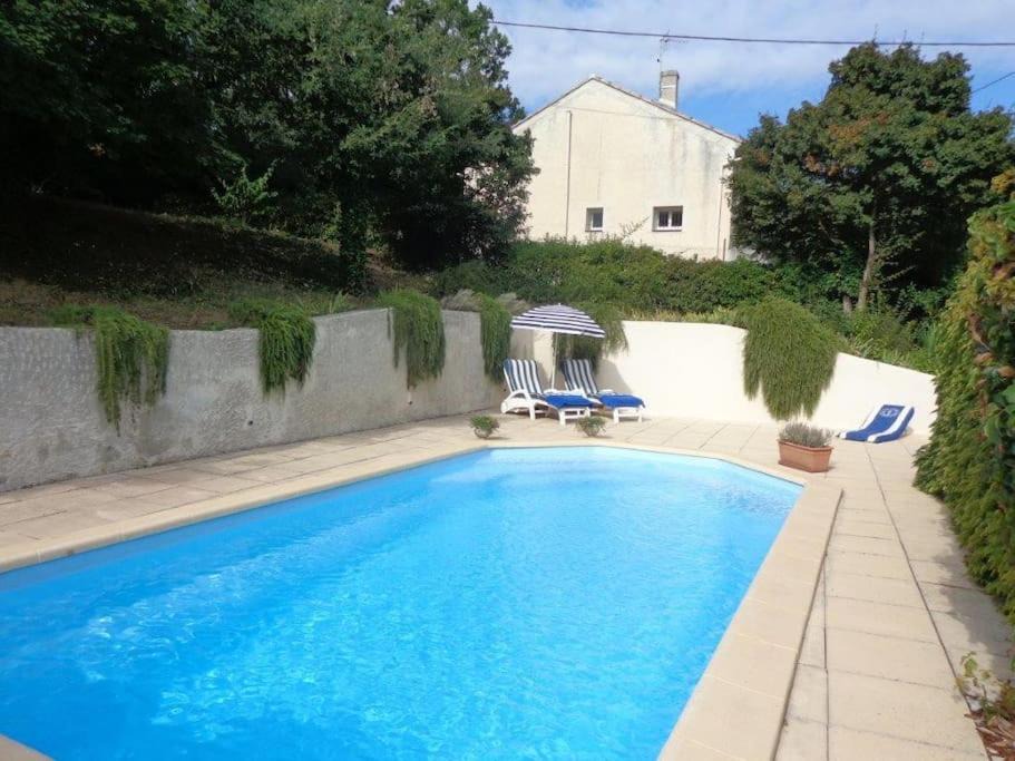 Photo of Outdoor in Peypin