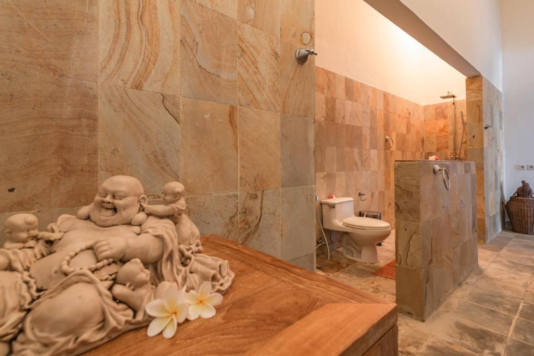 Photo of Bathroom in Kubutambahan