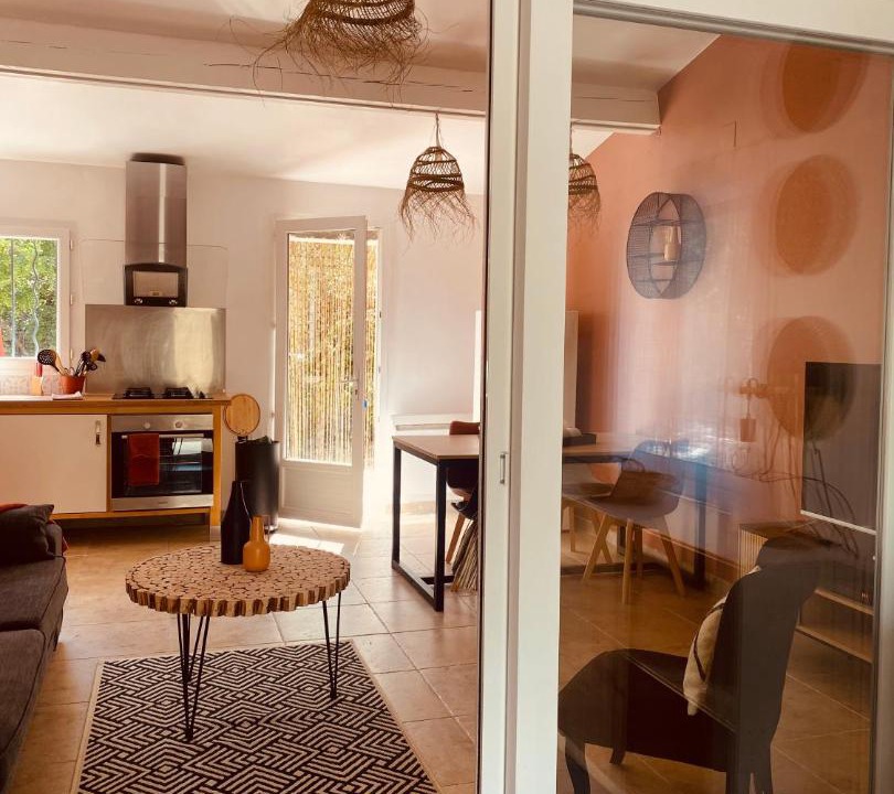 Photo of Livingroom in Saint-Cannat