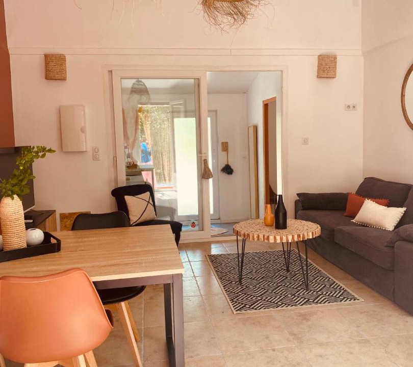 Photo of Livingroom in Saint-Cannat