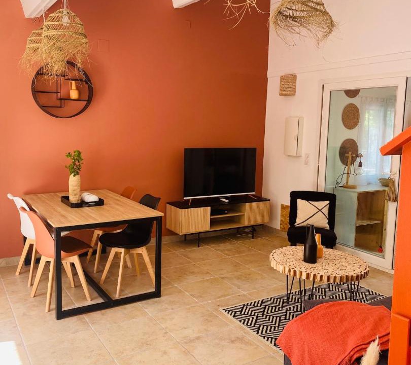 Photo of Livingroom in Saint-Cannat