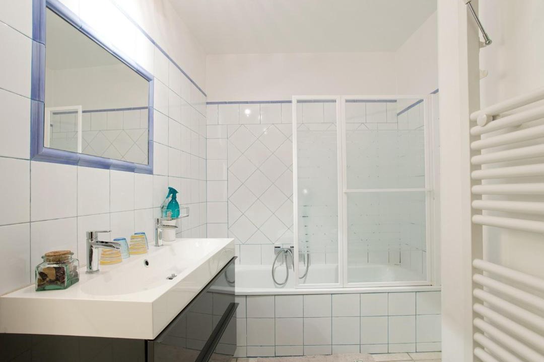 Photo of Bathroom in Orange