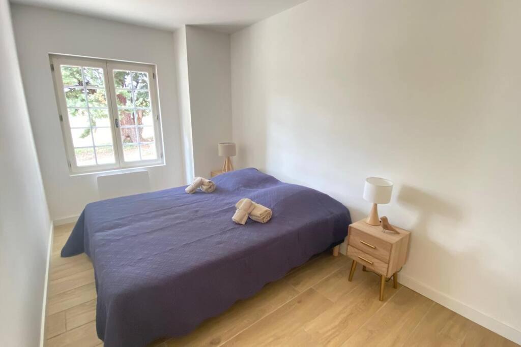 Photo of Bedroom in Saint-Michel-l'Observatoire