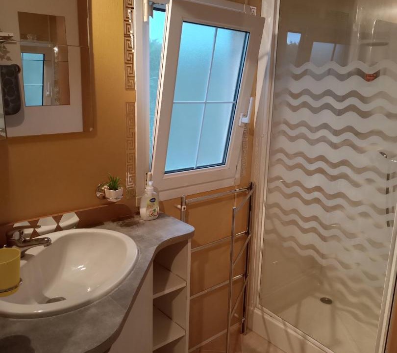 Photo of Bathroom in Sainte-Croix-du-Verdon