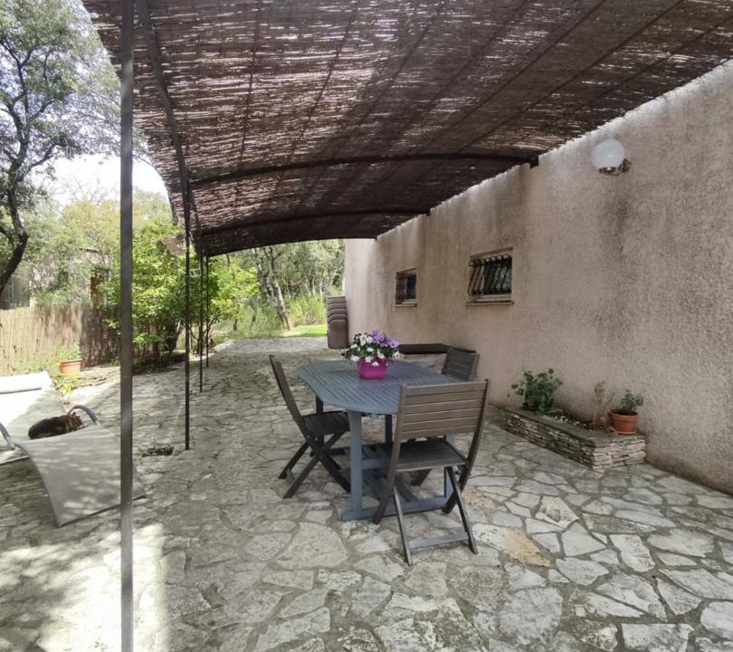 Photo of Patio Balcony in Castillon-du-Gard