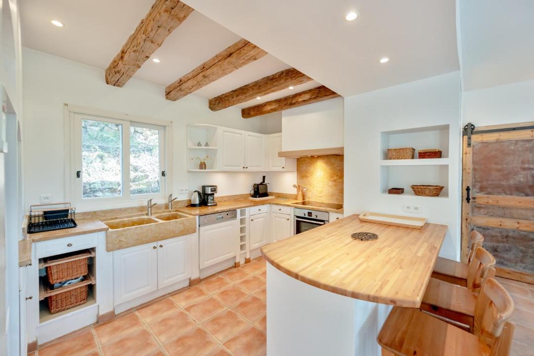 Photo of Kitchen in Entrecasteaux