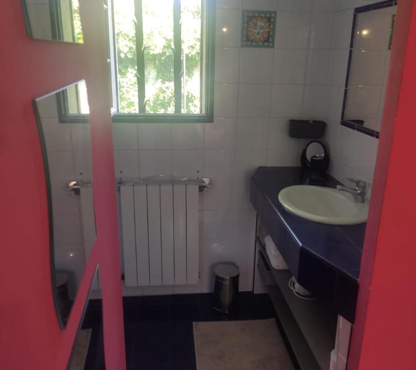 Photo of Bathroom in Entraigues-sur-la-Sorgue