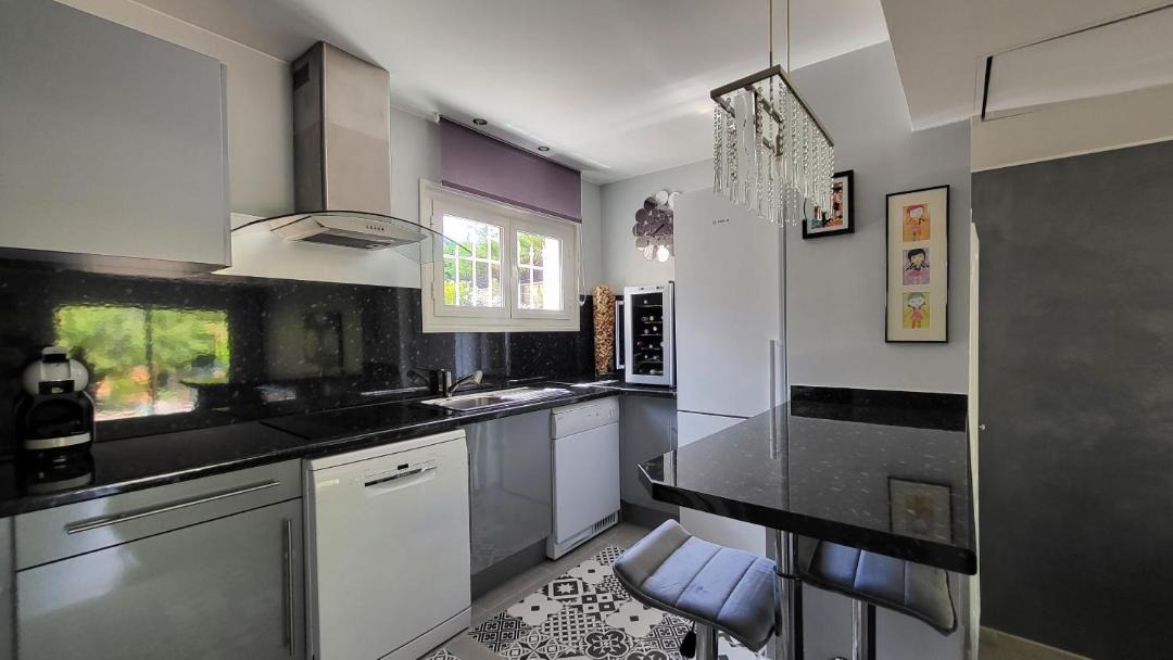 Photo of Kitchen in Cadenet